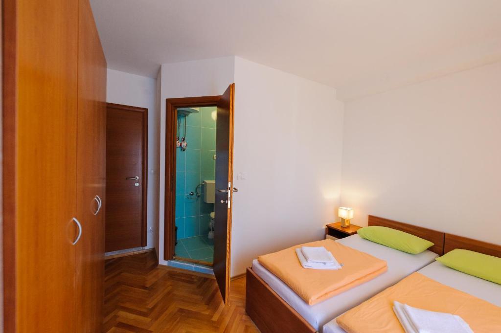 Apartment And Rooms Iva Split Chambre photo